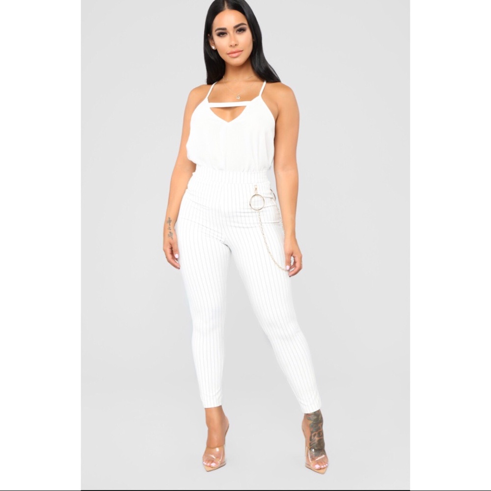 FASHION NOVA All Mine Cut Out Cami Size Small